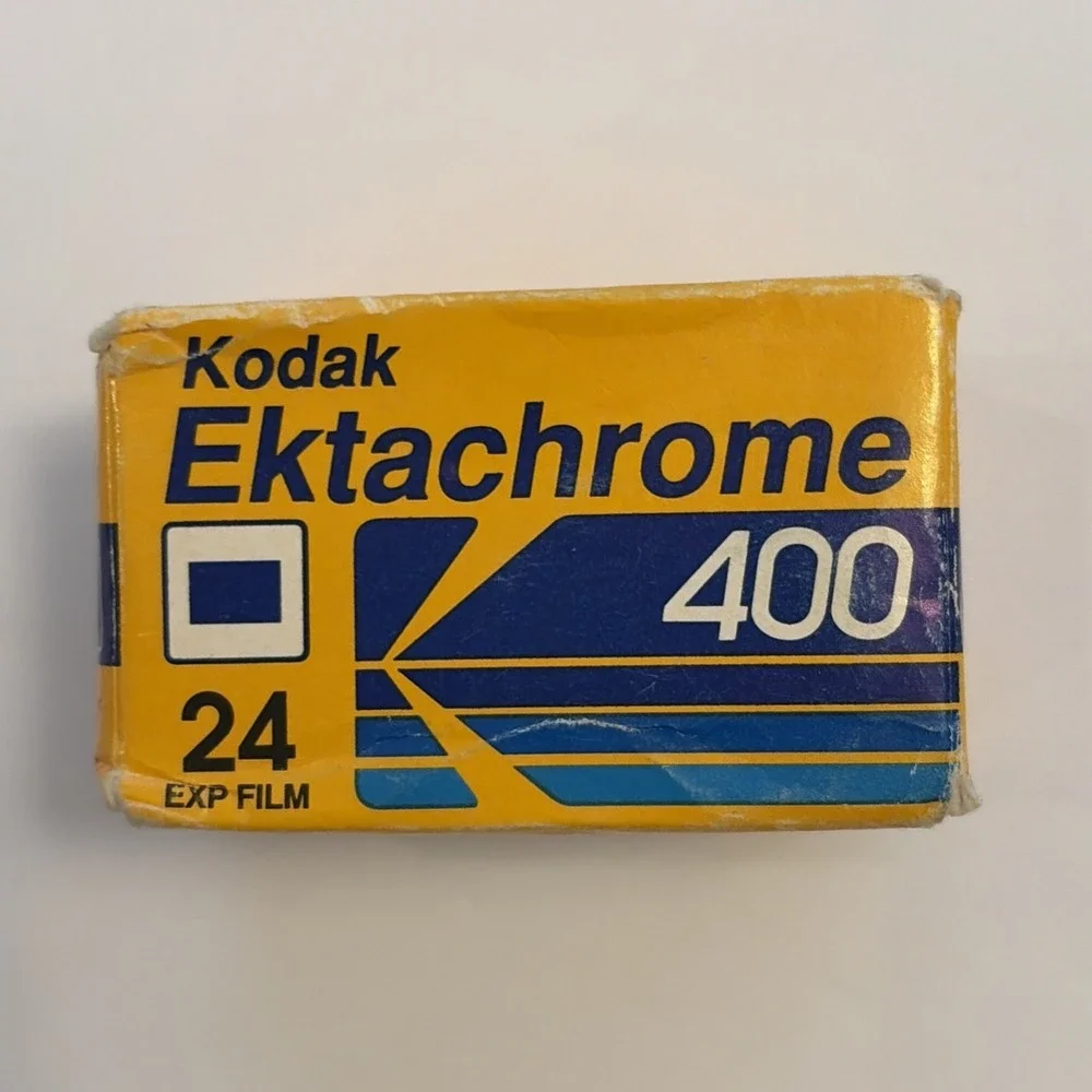 Kodak Ektachrome 400 35mm Slide Film 24 Exp, 11/1989 Expired Vintage RARE